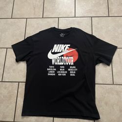 Men’s Nike T Shirt XL