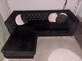 ✨ Black Velvet Reversible Sectional W/ Ottoman ✨