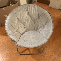 FREE – Folding Saucer Chair / Lounge Chai