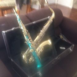 Selmer Student Model Alto Saxophone 