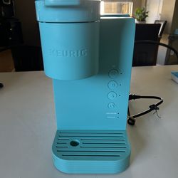 Coffee maker single cup