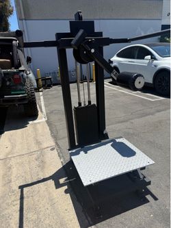 Commercial grade multi-hip machine