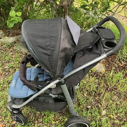 Coche De Bebe (stroller)