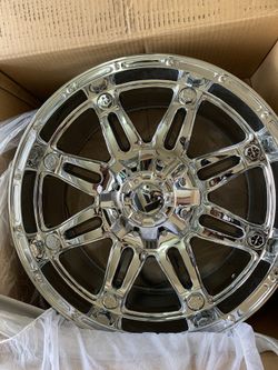 20x9 -12 Offset Fuel D530 Hostage Chrome Ford F-150 rim only one rim