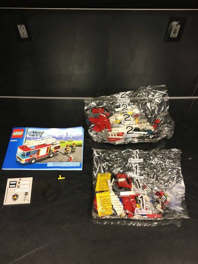 Lego 60002 City-Fire Truck (208 pcs)