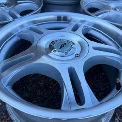 17” Chevy Traverse Like New Set We Finance Tires Available American Racing Rims 6X132 Wheels 