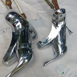 Used Bathroom Moen Faucets