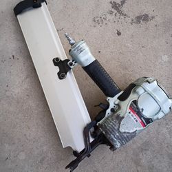 Hitachi Framing Nail Gun 3 1/2
