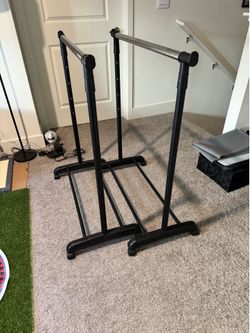 Hanger Rack on wheels (2)