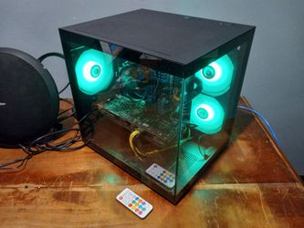 Gaming PC with 100,000 Retro Games PS3 Xbox 360 PS2 N64