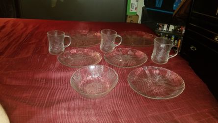 9 PIECE CRYSTAL GODINGER DINNERWARE SET!!!!!