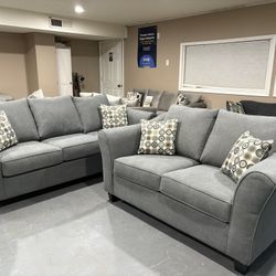 New Sofa & Loveseat Set