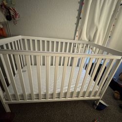 Crib With Mattress 