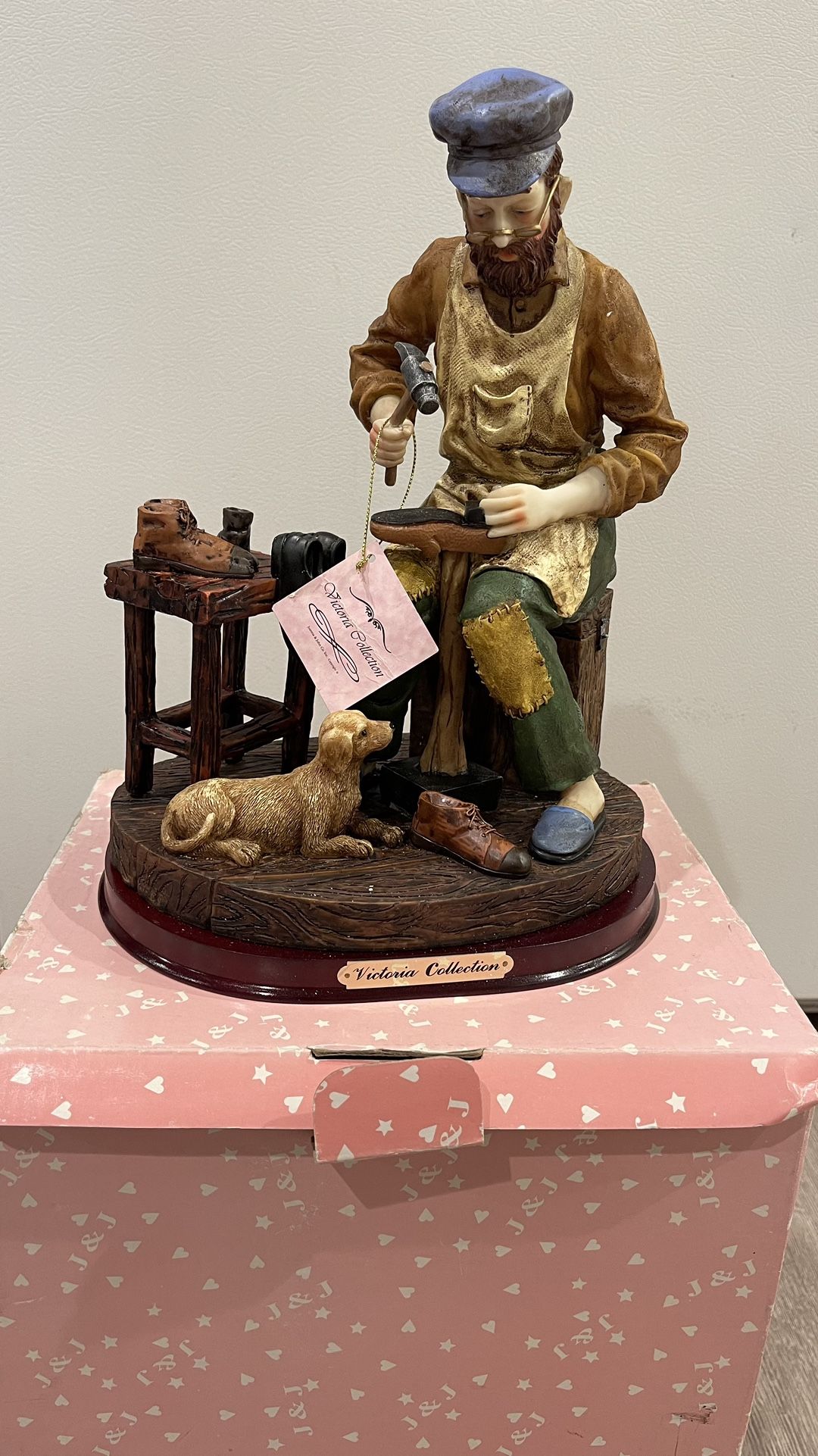 Figurine