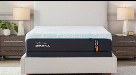 ✨ Tempur-Pedic ProAdapt Firm King 12” Mattress – Like New ✨