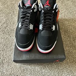 Jordan 4 Bred 