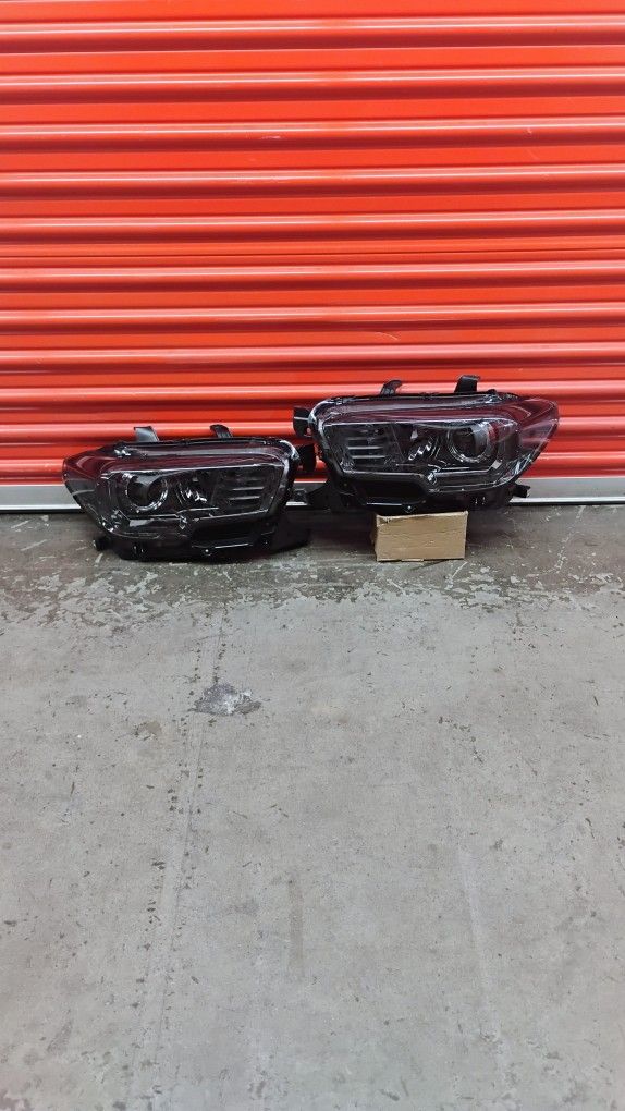 Headlights for Toyota Tacoma 2016-2023
