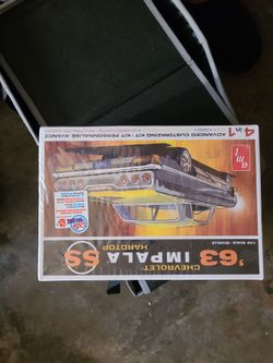 AMT 1963 Chevrolet Impala SS Model Kit 1/25