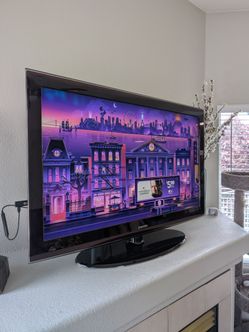 46" Samsung TV w/stand