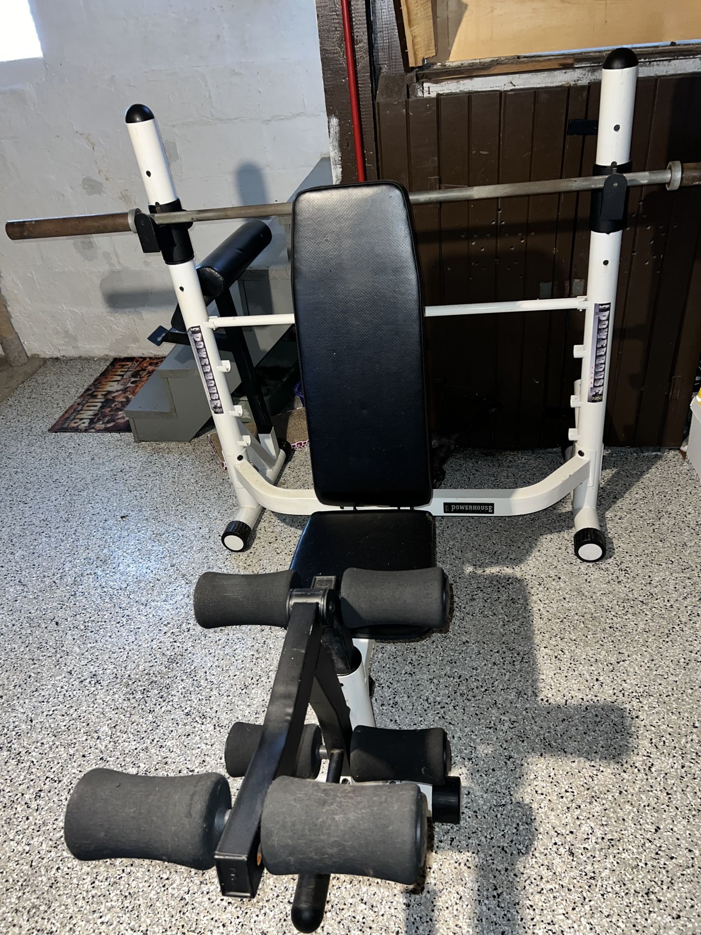 Weight Bench with bar & weights (Powerhouse Club 1950)