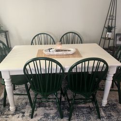 Dining Room Table 