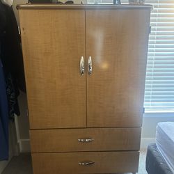 Armoire