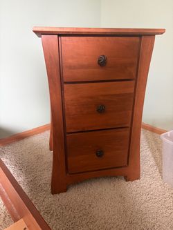 Cherry Wood 3-Drawer Nightstand