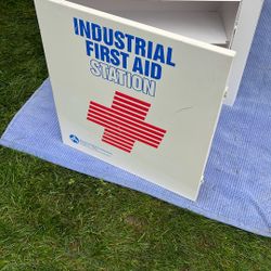 Empty WHITE MEDICAL BOX 
