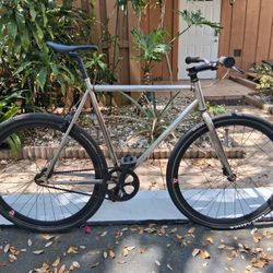 Retrospec Fixie / Fixed Gear / Single Speed Bike / Bicycle