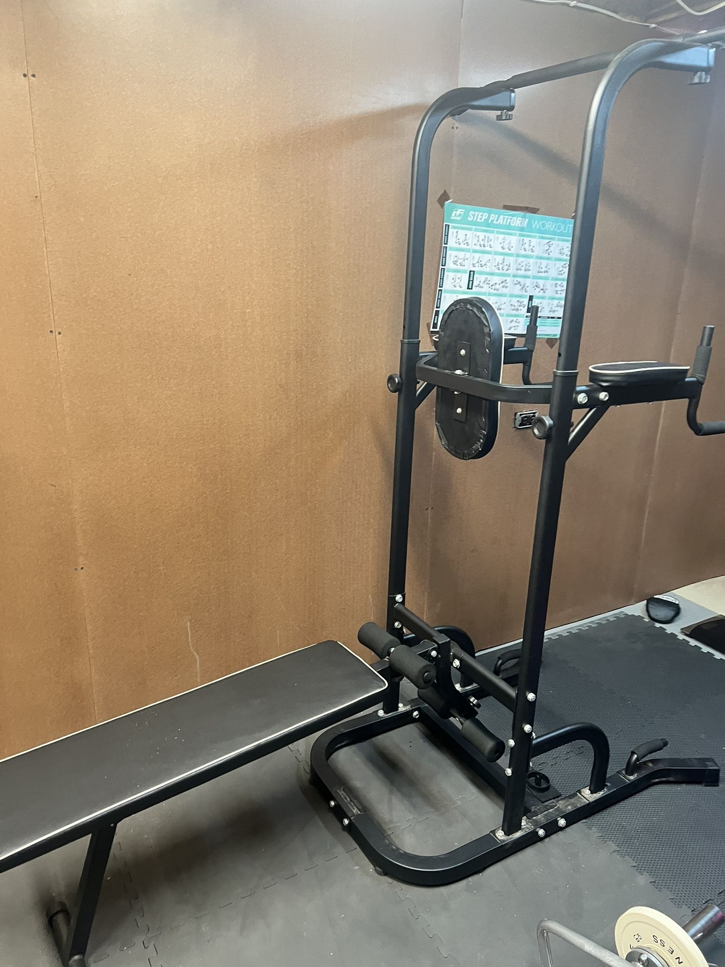 OneTwoFit Multi-Function Power Tower with Sit Up Bench,Adjustable Height Pull Up Tower Heavy Duty Dip Station Fitness Equipment for Home Gym Supports