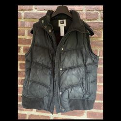 Gap Mens L Black Heavy Down Filled Puffer Vest Hidden Hood