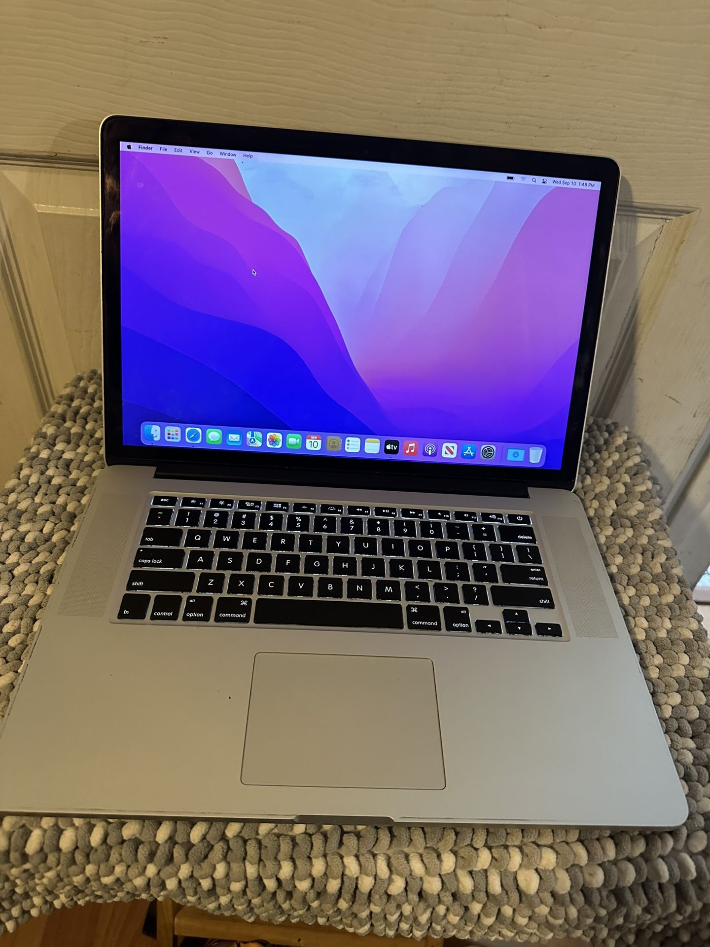 MacBook Pro 15 Inch Like New (several To Choose From)