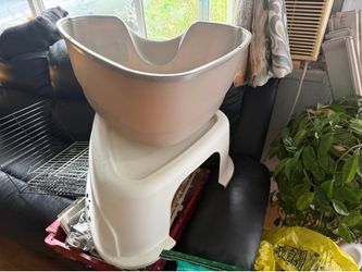 X-Large corner litter box