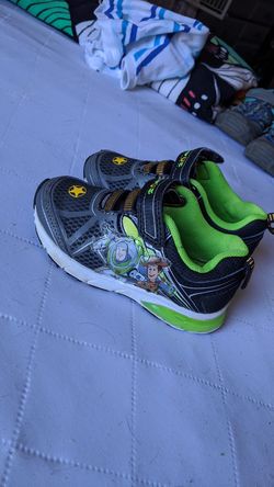 Size 7 toddler light up