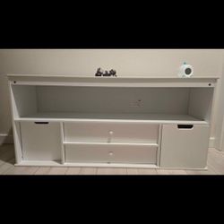 Book Shelf With Drawers 