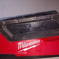 Milwaukee Mx Battery 400obo
