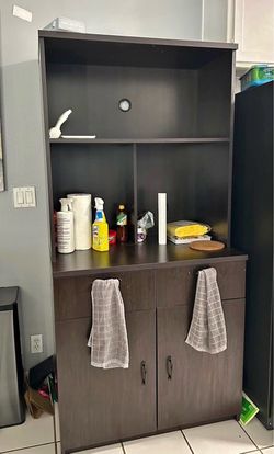 Kitchen Pantry