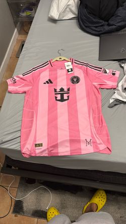 Messi Inter Miami 2025 Home – Authentic Player Version – Size L (Brand New w/ Tags)
