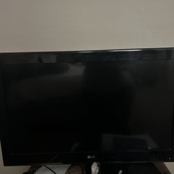 LG Tv  32inch