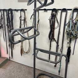 Stand Alone 3 Tier Saddle Rack