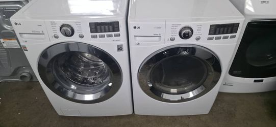 LG Front Load Washer & Dryer Set