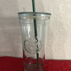 Starbucks 20oz Glass Tumbler With Lid And Straw for Sale in Mesa, AZ -  OfferUp