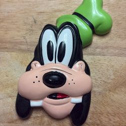 DISNEY GOOFY PAPERWEIGHT