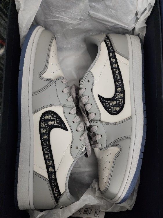 Air Jordan 1 Retro Low Dior Size 13