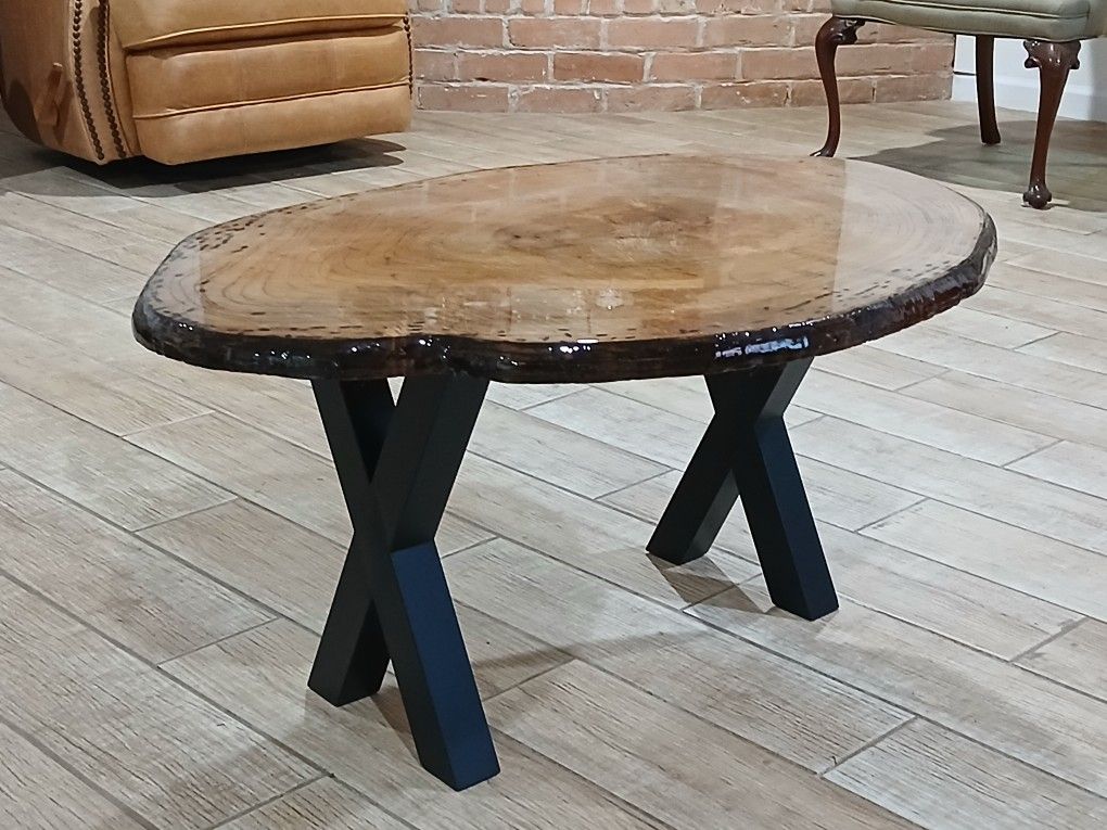 New Beautiful Rustic Table ( See Pictures For Table's Size )
