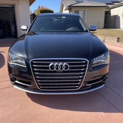 2013 Audi S8