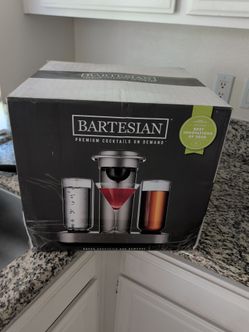 Bartesian cocktail mixer