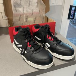 Reebok Safety Shoes With Safety  Toe.  Size 10M  OSHA Approved- Never Worn. Brand New In Box