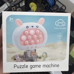 Puzzle game machine