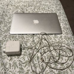 MacBook Air 13 